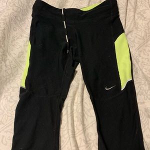 Nike crop leggings